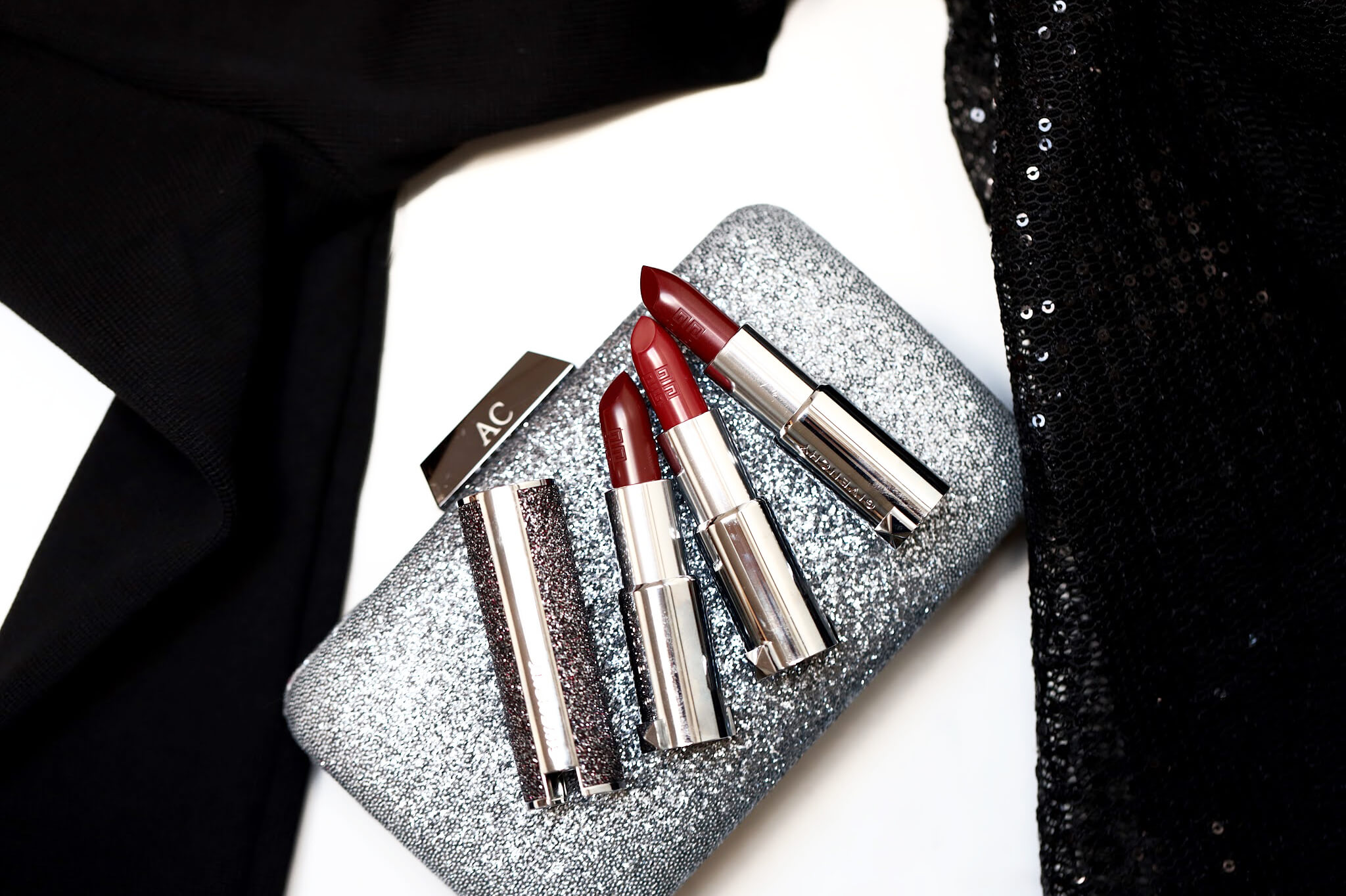 Givenchy Le Rouge 334 Grenat Volontaire 500 Enigmatic Red 37