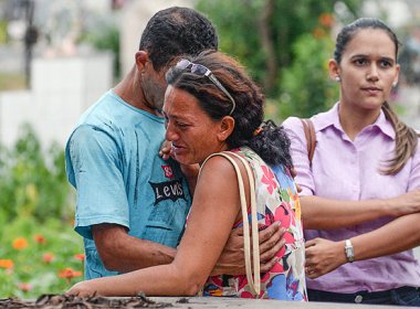 Mãe de jovem condenado por estupro lamenta morte: 'Pedi tanto para ele criar juízo'