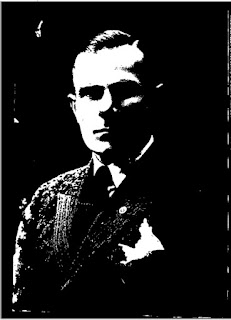 Biographie Leon Turrou photo identité 1921