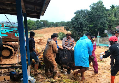 Musibah Tanah Longsor di Natuna, 10 Meninggal, 47 Hilang dan Pengungsi 1.216 Orang