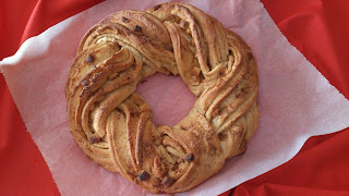 Estonian Kringle receta masa bonita chocolate blanco azúcar moreno mantequilla navidad navideña desayuno postre merienda cuca