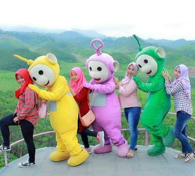 Bernostalgia Yuk di Bukit Teletubbies Blitar Yang Hits Abis!