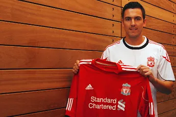 OFFICIAL: Stewart Downing joins Liverpool from Aston Villa