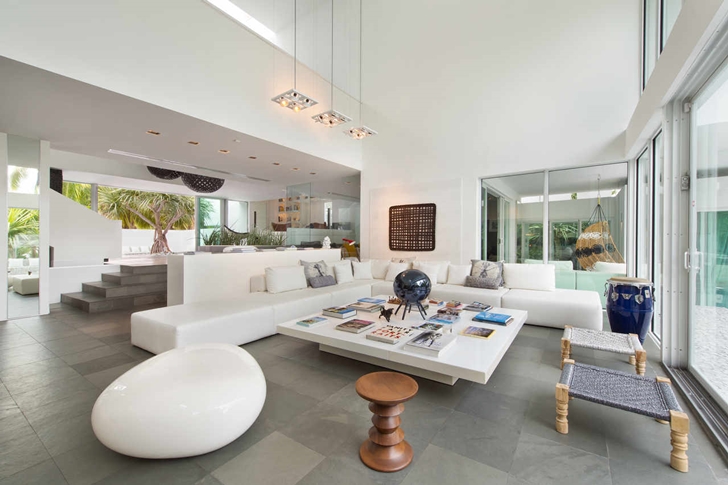 Living room of Modern mansion in Miami