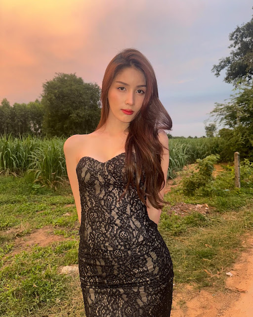 Tan Apasara – Most Beautiful Thai Transgender in Women's Lace Strapless Mini Dress
