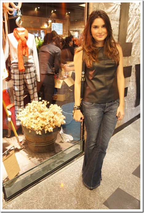Look1