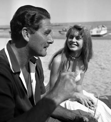 Brigitte Bardot avec Errol Flynn, 1956 - BB, La femme et le pantin, Le Mépris, par Vadim, Viva Maria, Le repos du guerrier, Gainsbourg : Bonnie and Clyde - Gainsbourg, une vie héroïque, Bardot jouée par Claudia Schiffer - Blog with a View - Thierry Follain