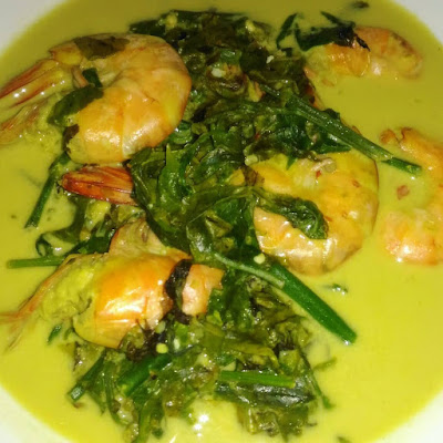 Gulai Pucuk Paku Dengan Udang