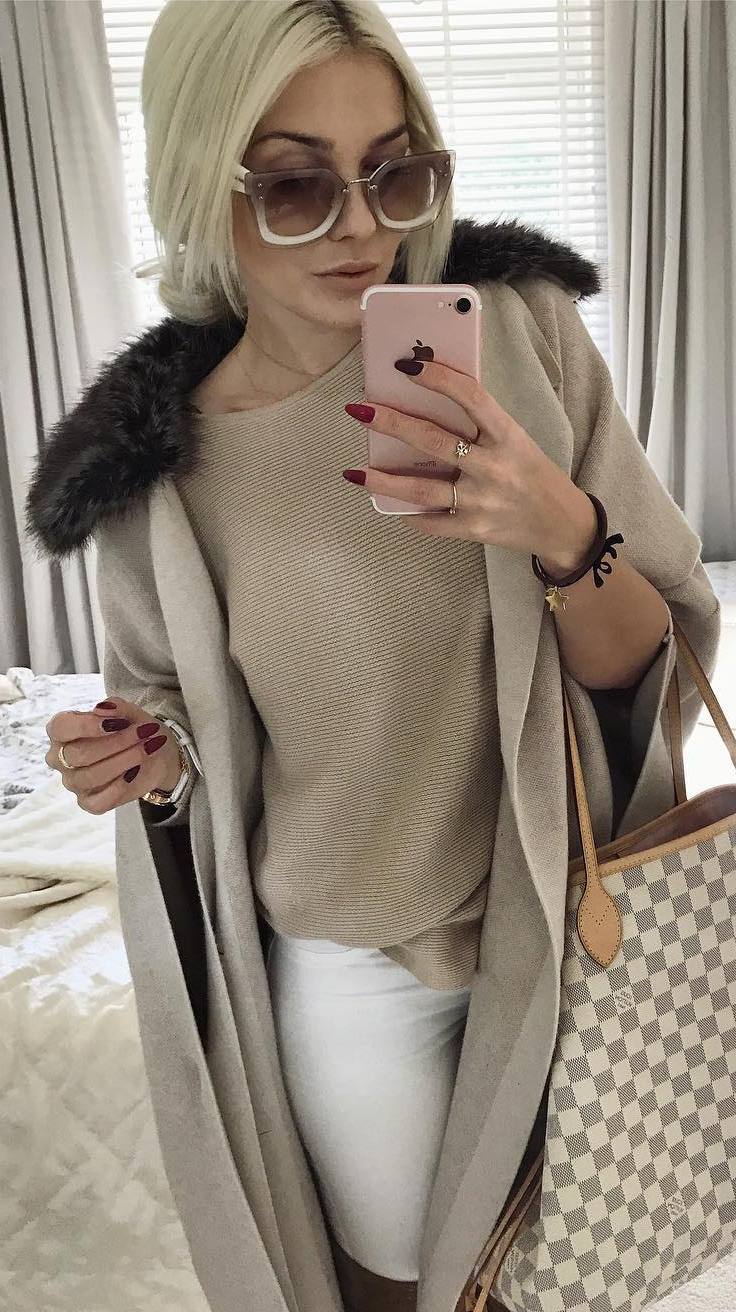 how to style a cashmere coat : nude sweater + bag + white skinnies