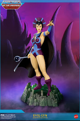 Ecco Evil-Lyn della Pop Culture Shock