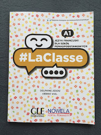 Recenzje #132 - "La classe" - okładka podręcznika pt. "La classe" - Francuski przy kawie