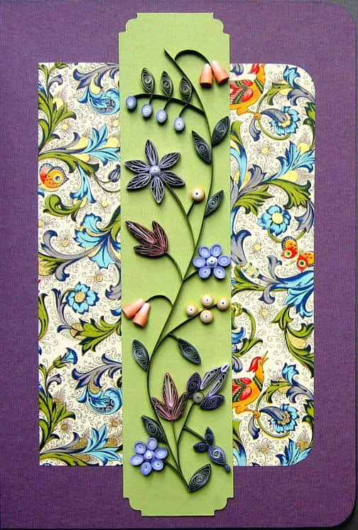 graduated color quilled flowers on detachable bookmark card