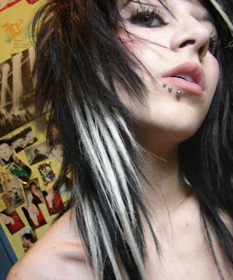 Dam Hot Emo Girls Pictures