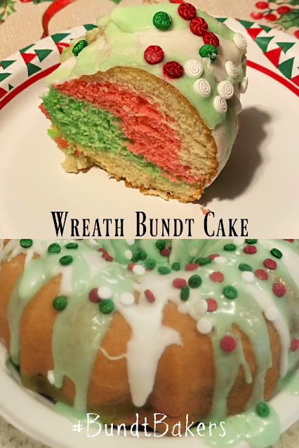 Christmas Wreath Bundt pin