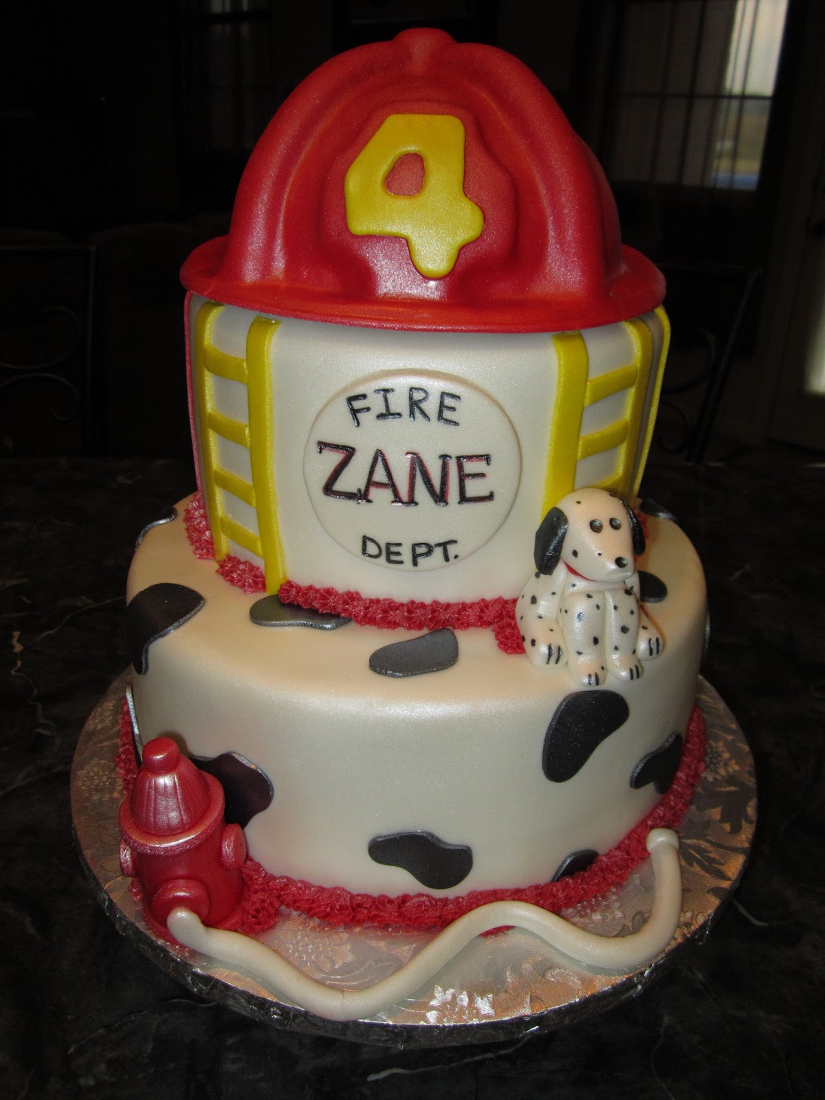 MyMoniCakes: Fireman Cake with sculpted fire hydrant and ...