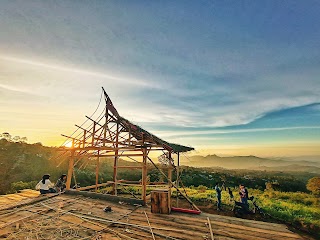 Wisata Baru Panorama Batu Badindiang Permadani Bersanding Indah Jo Marapi