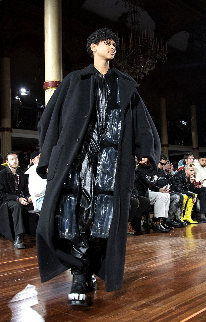 Walter Van Beirendonck - Fall/Winter 2023-2024 - Paris Fashion