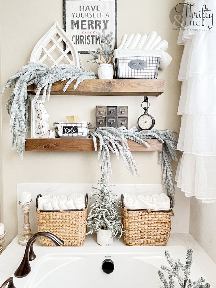 How to Decorate Bathroom Shelves Like a Pro