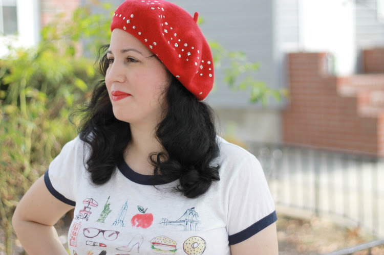 A Vintage Nerd, Beret Fashion, How to wear a beret, Vintage Beret, Retro Fashion Blog