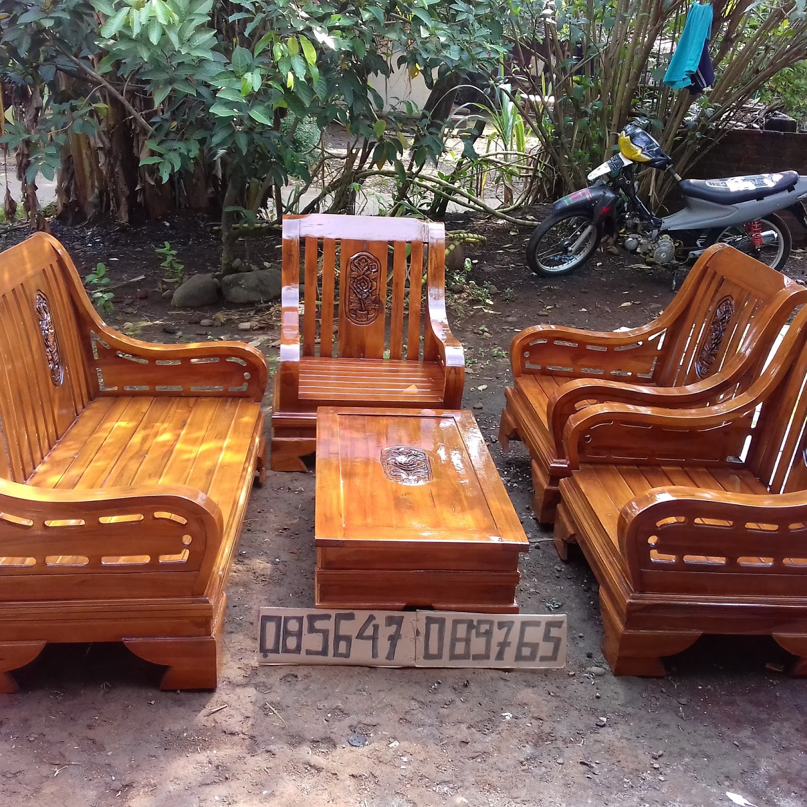  Desain  kursi  tamu  minimalis  kayu  paling laris di pasaran 