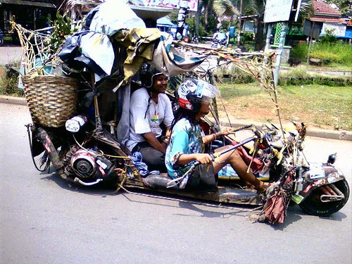 Foto Modifikasi Vespa Gembel Keren Unik Nyentrik - Variasi 