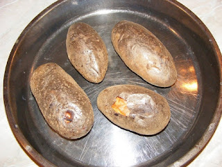 Cartofi copti in coaja la cuptor retete culinare,