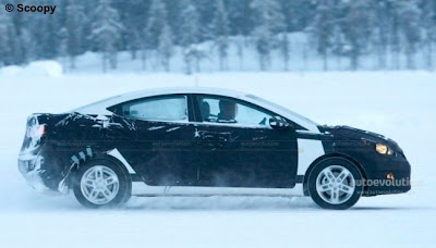 Hyundai Elantra 2011 2012 winter test spy shots