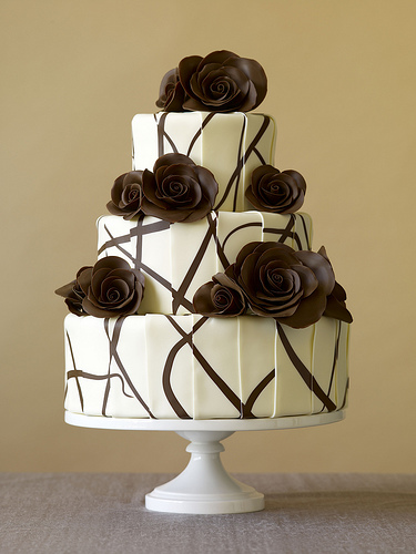 traditional wedding cake - wedding cake