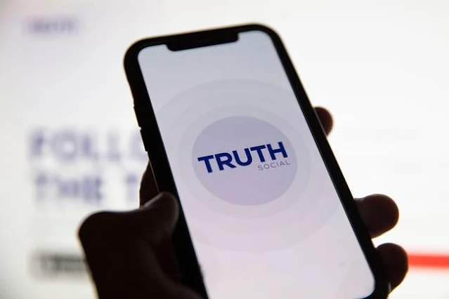 Trump's Truth Social Stock: A Wild Ride of Enthusiasm and Risk!
