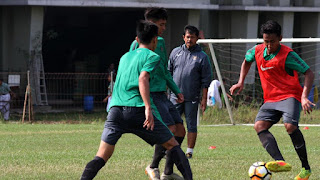 Indra Ajak Publik Nonton Langsung Timnas U-19 di Stadion Patriot