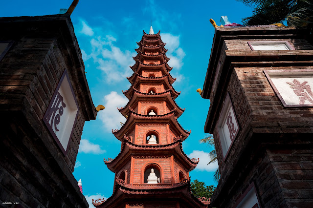 Visit Tran Quoc Pagoda, Hanoi