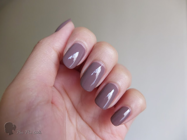 essie-gel couture-take me to thread-試色