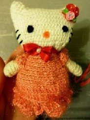 http://translate.googleusercontent.com/translate_c?depth=1&hl=es&prev=search&rurl=translate.google.es&sl=ru&u=http://amigurumi-toys.ru/igrushka-hello-kitty-vyazannaya-kryuchkom-opisanie/&usg=ALkJrhi4RHBlNDLlwkSMYkuNKpfHTmJBmw