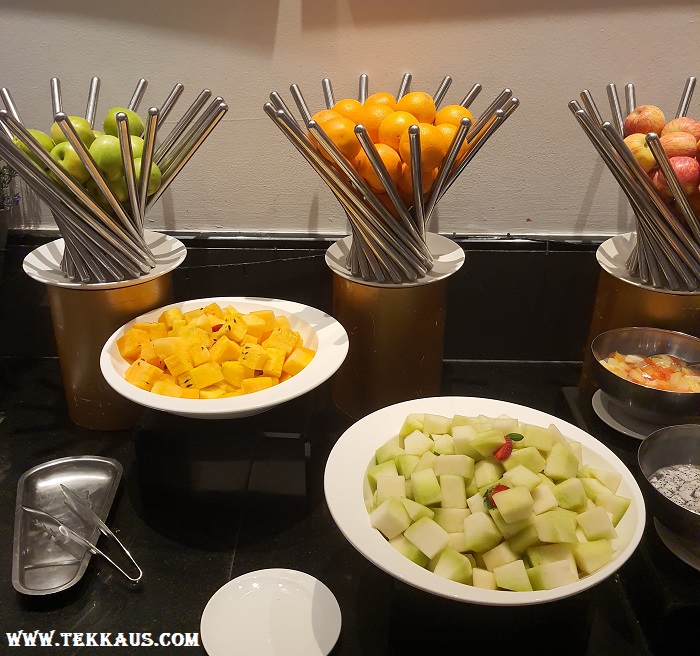 Holiday Inn Melaka Breakfast Buffet Menu Fruits and Salad