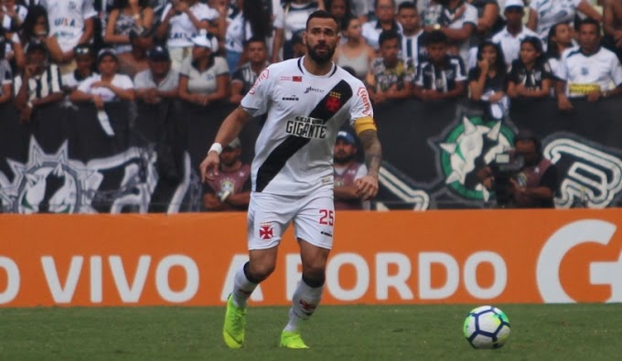 Alexandre Campello garante permanência de Leandro Castan no Vasco