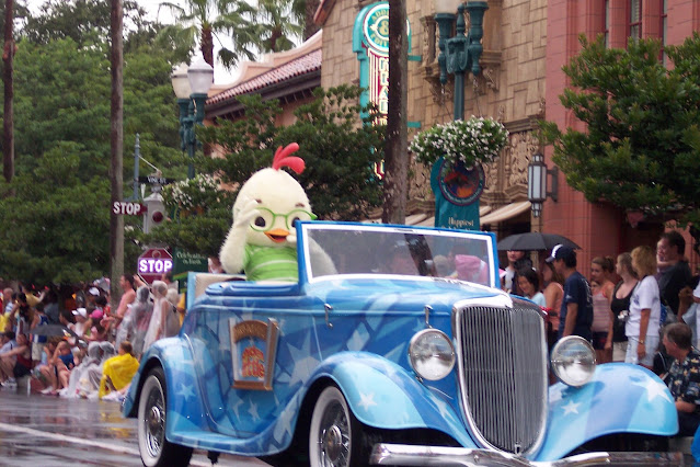 Chicken Little Float Stars and Cars Motorcade Disney MGM Studios