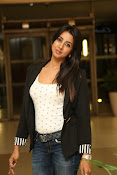 Sanjjana new glam pics-thumbnail-20