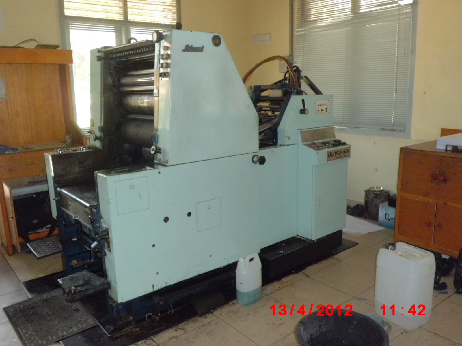 UMEGA Printing - Pangkalpinang: Mesin Cetak OLIVER 58 E tahun 1992