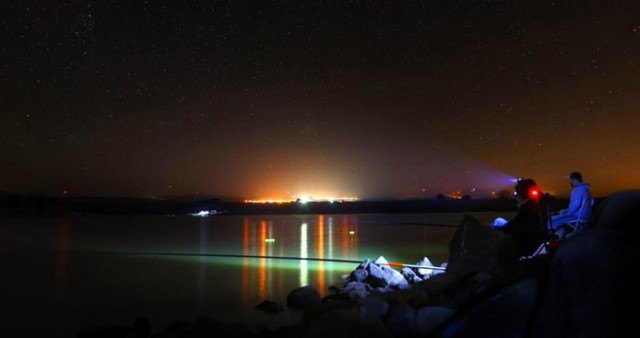 Teknik Mancing di Malam Hari