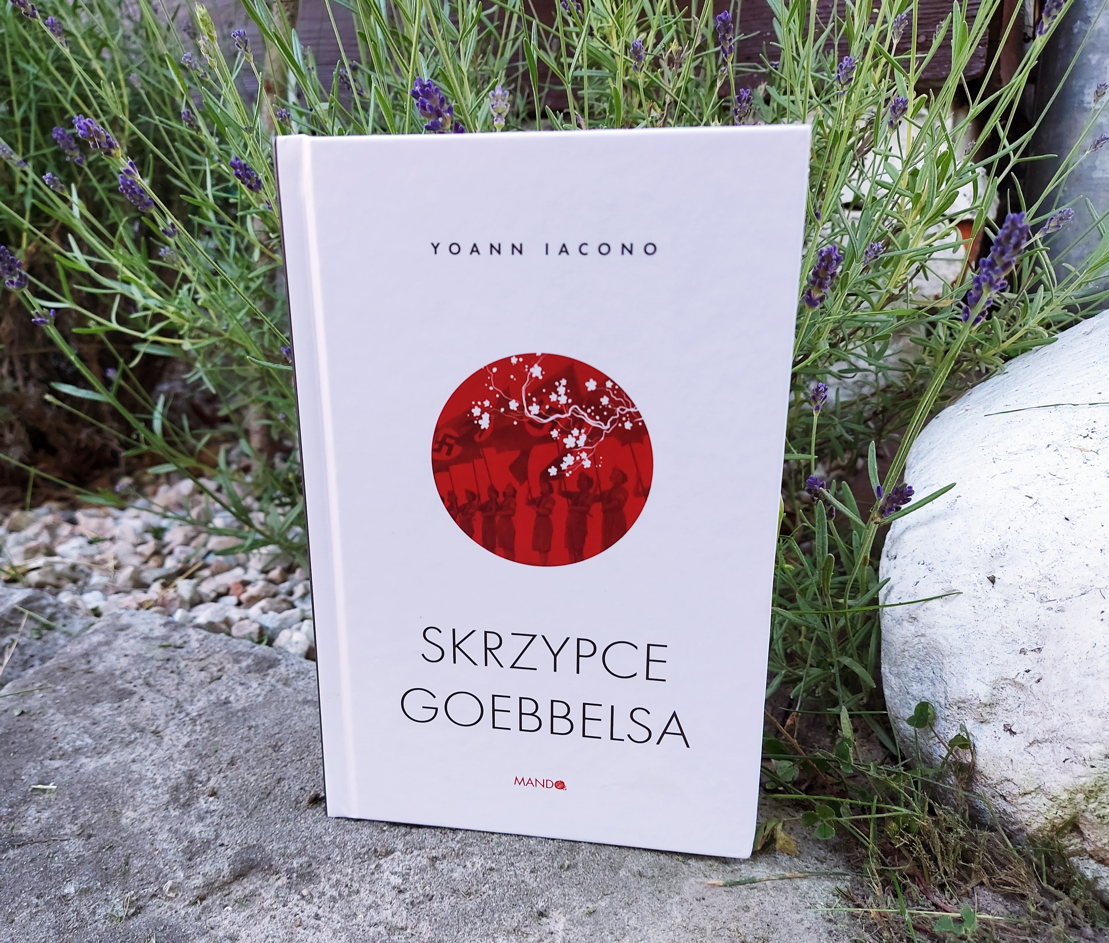 Jaką historię skrywają "Skrzypce Goebbelsa" Yoann Iacono