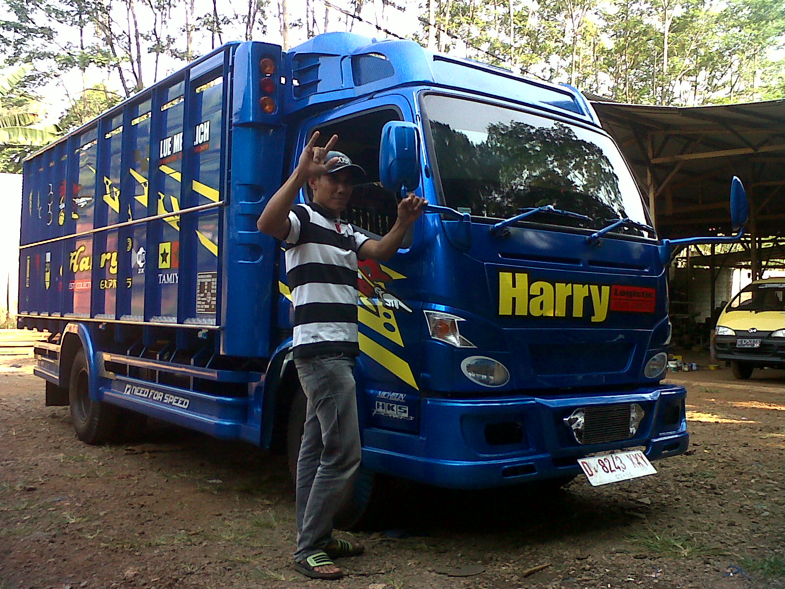 September 2015 KAROSERI BAK TRUK SLAMET JAYA