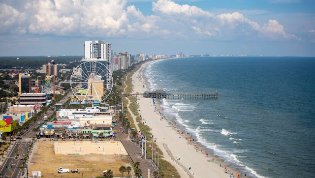 Myrtle Beach , Beach with Game Rides