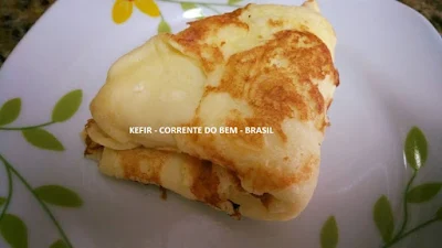 PÃO DE QUEIJO DE FRIGIDEIRA COM CREAM CHEESE DE KEFIR (SEM LACTOSE E SEM GLÚTEN) 