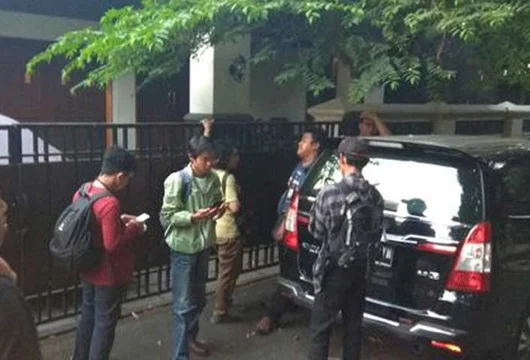 Rumah Dirut PLN Sofyan Basir Digeledah KPK dari Pagi sampai Malam
