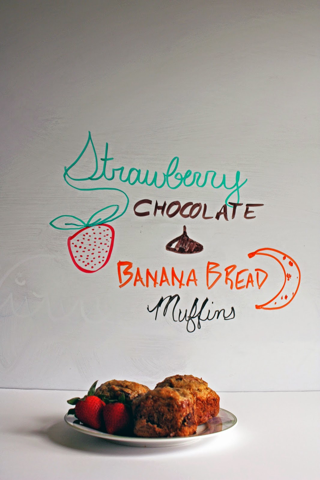 strawberry dark chocolate banana bread muffins