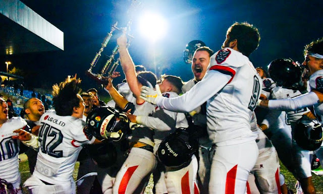 LNFA Fútbol Americano Clubs España - Página 2 Demnons-celebrando