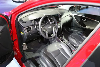 2013 toyota matrix interior