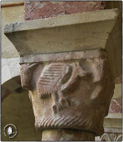 SAINT-GENIS-DES-FONTAINES (66) - Cloître roman de l'ancienne abbatiale