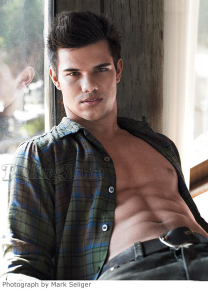 Taylor Lautner Shirtless