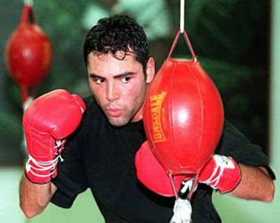 Boxeo Veleño: BIOGRAFÍA DEL GOLDEN BOY: OSCAR DE LA HOYA